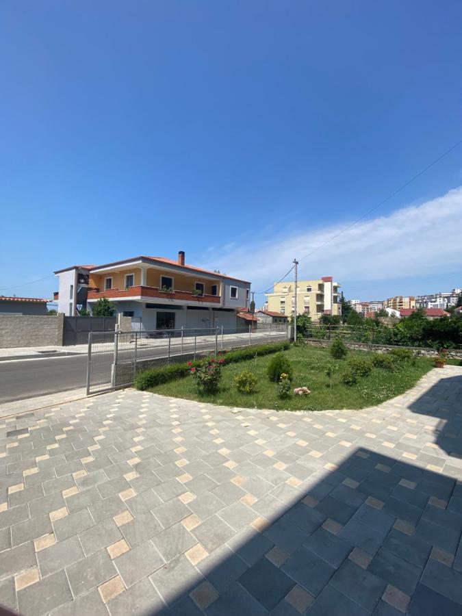 Rajmonda Apartment Lezhë Exterior foto